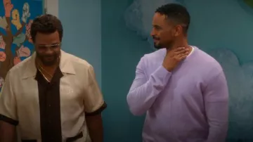 Cajero automático Anthony Thomas Melillo Suéter de cuello redondo con costuras de lana y cachemira en Sky Flower usado por Damon (Damon Wayans Jr.) como se ve en Poppa's House (S01E08)