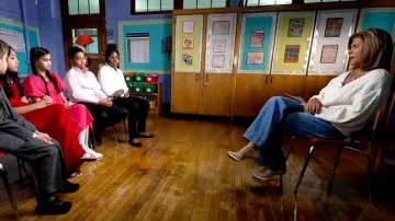 Cinq a Sept Amandine Cardigan Vestido usado por Hoda Kotb como se ve en Today el 17 de diciembre de 2024