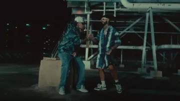 Amiri White & Silver Glitter Skel Top Sneakers worn by Blessd in BLESSD ❌ ANUEL AA | MIRAME REMIX (VIDEO OFICIAL)
