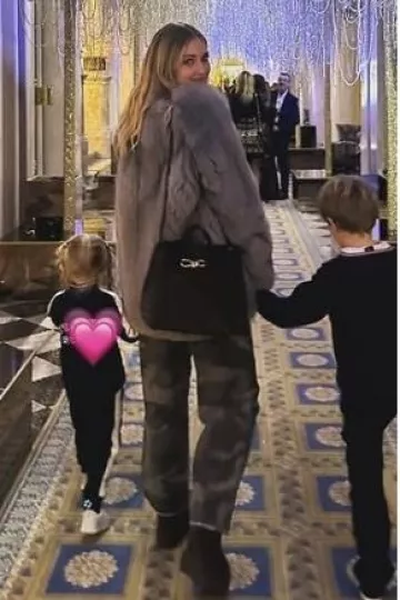 Ugg Classic Mini Platform Boots worn by Chiara Ferragni on her Instagram Post on December 13, 2024