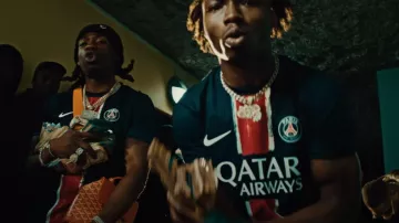 Mochila Goyard Orange Mini Alpin usada por Gazo en Gazo - POP (feat. La Mano 1.9)