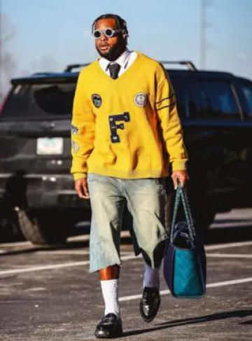 Bolso Tote Deauville Azul Oscuro de Chanel en dos tonos usado por JuJu Smith-Schuster en la cuenta de Instagram @chiefs