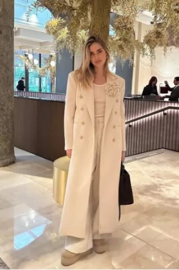 Bottega Veneta Andiamo Bag worn by Chiara Ferragni on her Instagram Post on December 19, 2024