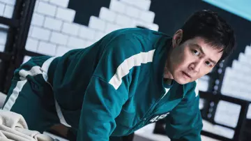 Green Tracksuit in Squid Game: The Challenge (S02)