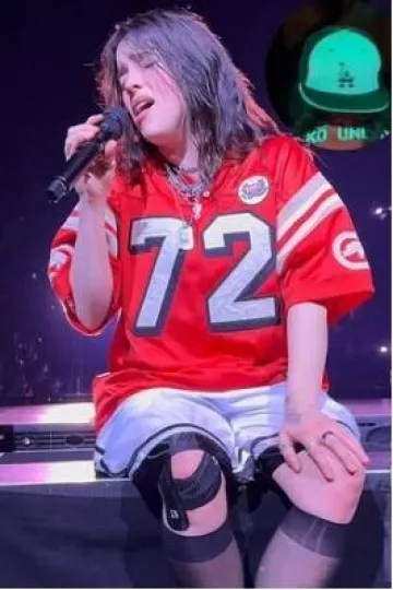 New Era La Fitted Cap worn by Billie Eilish at Hit Me Hard and Soft Tour: Los Angeles Night 5 on December 22, 2024