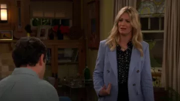 Reiss June Double Breasted Blazer worn by Gemma Johnson (Beth Behrs) as seen in The Neighborhood (S07E08)