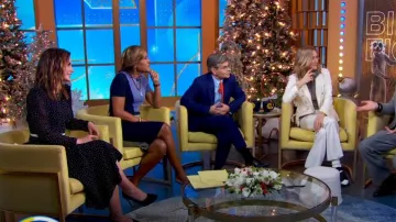 Vestido Lysander de la Reforma en Selene usado por Rebecca Jarvis como se ve en Good Morning America el 16 de diciembre de 2024