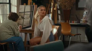 Alo Yoga Sweet Escape Zip Up Hoodie porté par Ainsley Norris (Michelle Randolph) comme on le voit dans Landman (S01E07)