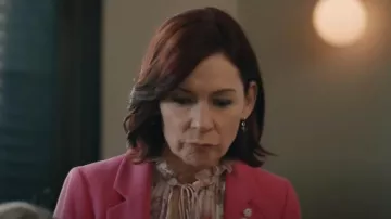 Peggy Li Pequeños Pendientes Circulares de Piedras Preciosas II usados por Elsbeth Tascioni (Carrie Preston) como se ve en Elsbeth (S02E08)