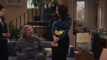 Fashiongen Cowhide Leather Elastic Belt worn by Rosie (Selenis Leyva) as seen in Lopez vs Lopez (S03E09)