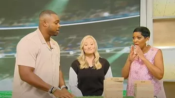 Alexis Bittar Liquid Lucite Pave Wave Clip Earrings worn by Tamron Hall as seen in Tamron Hall Show on January 3, 2025