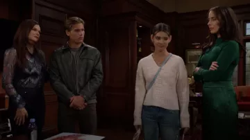 Alice + Olivia Porla Collared Sweater in Forest Green worn by  Ivy Forrester(Ashleigh Brewer) as seen in The Bold and the Beautiful on December 26, 2024