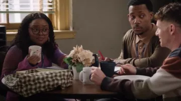 Pigment Baggu Horizontal Duck Bag, worn by Janine Teagues (Quinta Brunson) as seen in Abbott Elementary (S04E09)