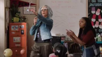 Re/Done Slim Denim Jacket worn by Kaitlin Olson as seen in Abbott Elementary (S04E09)