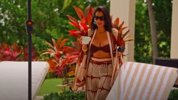 Johanna Ortiz Amazon Basin Kimono Coverup porté par Jessel Taank comme on le voit dans The Real Housewives of New York City (S15E13)