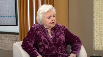 Johnny Was Henley Voyager Tunic in Sugar Plum worn by June Squibb as seen in CBS Mornings on January 6, 2025