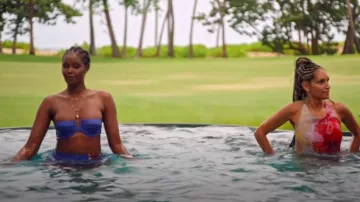 Haut de bikini bandeau à armatures Zimmermann porté par Ubah Hassan comme on le voit dans The Real Housewives of New York City (S15E13)