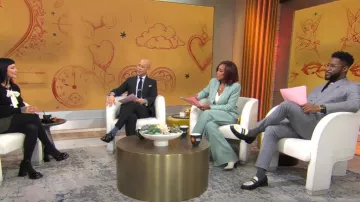 L'Agence Chamberlain Single-Breasted Wool-Blend Blazer worn by Gayle King as seen in CBS Mornings on  January 8, 2025