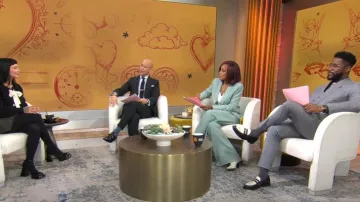 L'Agence Pilar Wide-Leg Wool-Blend Pants worn by Gayle King as seen in CBS Mornings on January 8, 2025