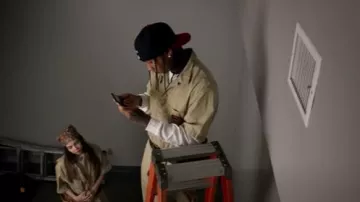 New Era Atlanta Braves Navy & Red 59FIFTY worn by Tyga in Tyga - Slave (Official Video)