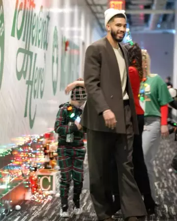 Fear Of God Mocha Brown Pleated Wide Leg Pants worn by Jayson Tatum on the Instagram account @jaytatum0