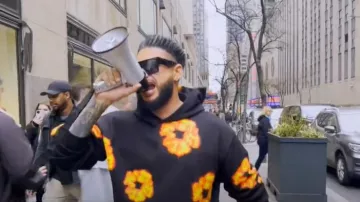 Sudadera con capucha Denim Tears Offset Wreath 'Black' usada por Pauly D como se ve en Jersey Shore: Family Vacation (S07E27)