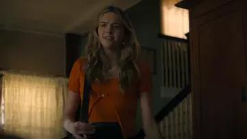 Maje Layered Ribbed Crop Top porté par Cece Brewer (Jayden Bartels) comme on le voit dans Chair de poule (S02E01)