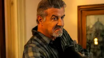 Alarum Sylvester Stallone Camisa a cuadros de Joe Travers (Sylvester Stallone) en Alarum