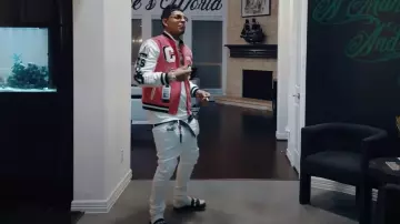 Givenchy Black Rubber Logo Slides worn by DeeBaby in DeeBaby - Half a Ticket (Official Music Video)