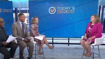 Blazer abierto de manga fruncida Bar III usado por Carol Ash como se ve en Today el 14 de enero de 2025