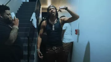 Cinturón 'Pistolero' de Pelo de Pony con Estampado de Leopardo Cromado de Corazones Cromados usado por Lil Baby en Lil Baby - By Myself Feat Rod Wave & Rylo Rodriguez (Video Musical Oficial)