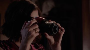 Camera Aria Montgomery in Pretty Little Liars