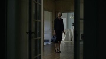Les escarpins Christian Louboutin de Claire Underwood (Robin Wright) dans House of Cards
