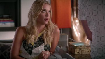 Le Crop top origami de Hanna dans PLL