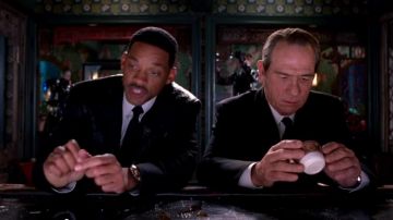 La montre Hamilton Ventura XXL de l'agent J (Will Smith) dans Men In Black 3