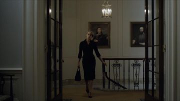 Les escarpins Manolo Blahnik de Claire Underwood (Robin Wright) dans House of Cards