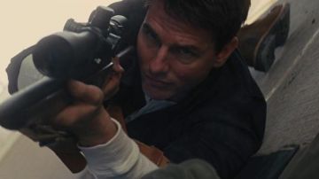 The boots Chippewa "Moc Toe" of Jack Reacher (Tom Cruise) in Jack Reacher