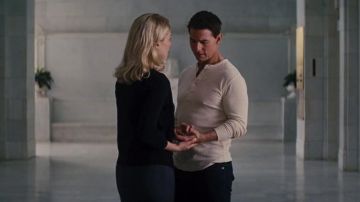 The t-shirt / Henley Jack Reacher (Tom Cruise) in Jack Reacher