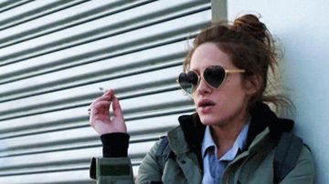 Las gafas en forma de corazón de Darlene en Mr. Robot