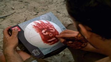 The volleyball "Wilson" of Chuck Noland (Tom Hanks) in Alone in the world