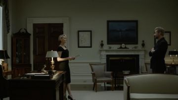 Shoes Manolo Blahnik of Claire Underwood (Robin Wright) in House of Cards