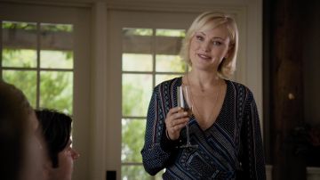 Collar vale Jewelry de Lara Axelrod (Malin Akerman) en Billions S01E08