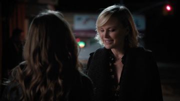 El collar Rebecca Taylor de Lara Axelrod (Malin Akerman) en Billions S01E11