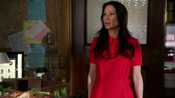 Pink dress Victoria Beckham Lucy Liu in Elementary