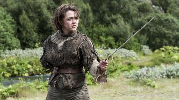 Le fourreau de l'épée "Aiguille" (Aguja) de Arya Stark (Maisie Williams) dans Juego de Tronos