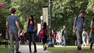 STEVE MADDEN Troopa botas ELENA GILBERT TEMPORADA 5 episodio 2