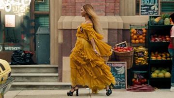 The wedge sandals black flower Beyoncé in Lemonade