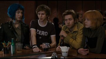 Camiseta negra "Zero" de Scott Pilgrim (Michael Cera) en Scott Pilgrim vs the World