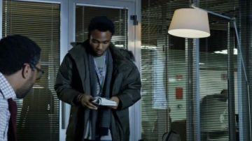 The lamp Michel de Lucci in the office of Vincent (Chiwetel Ejiofor) in Only on March