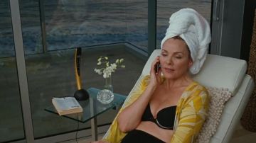 The phone Bang & Olufsen of Samantha Jones (Kim Catrall) in Sex and the city 2